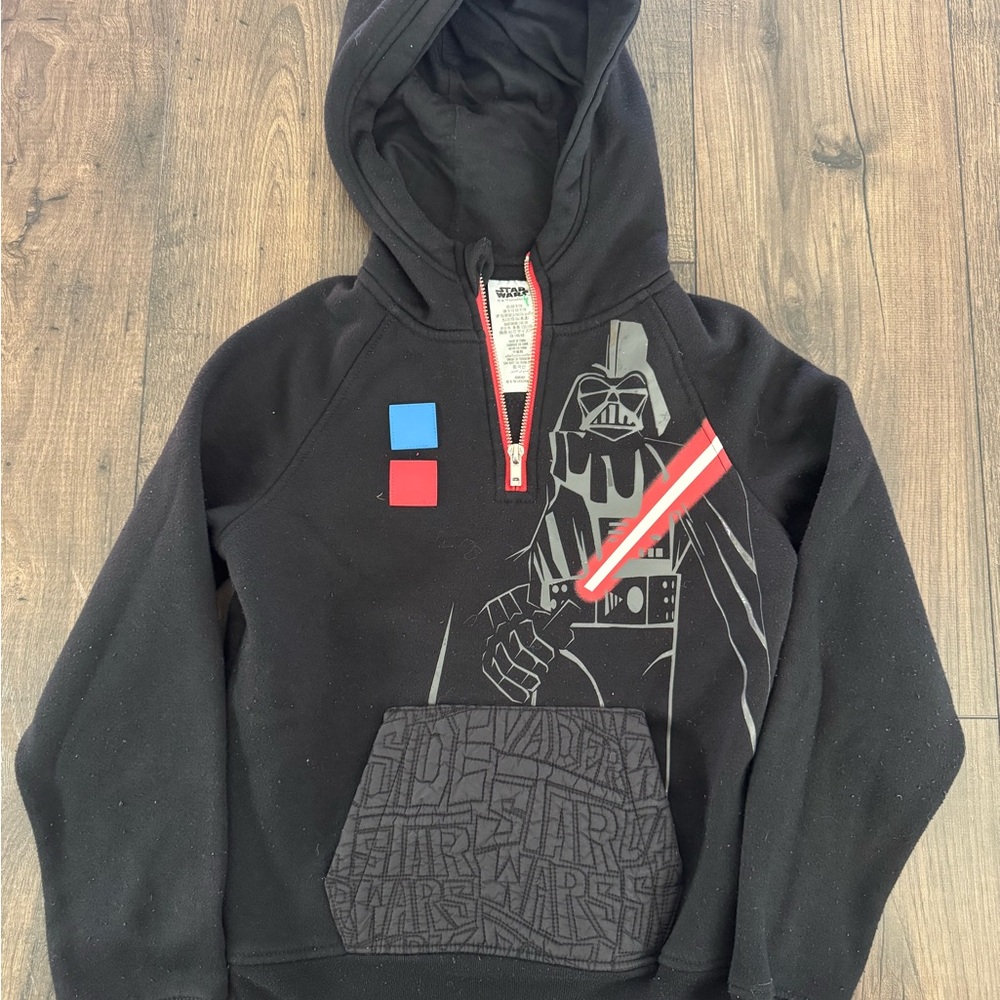 Star Wars Disneyland Galaxy’s Edge Darth Vader Hoodie size Boy’s 10 Medium